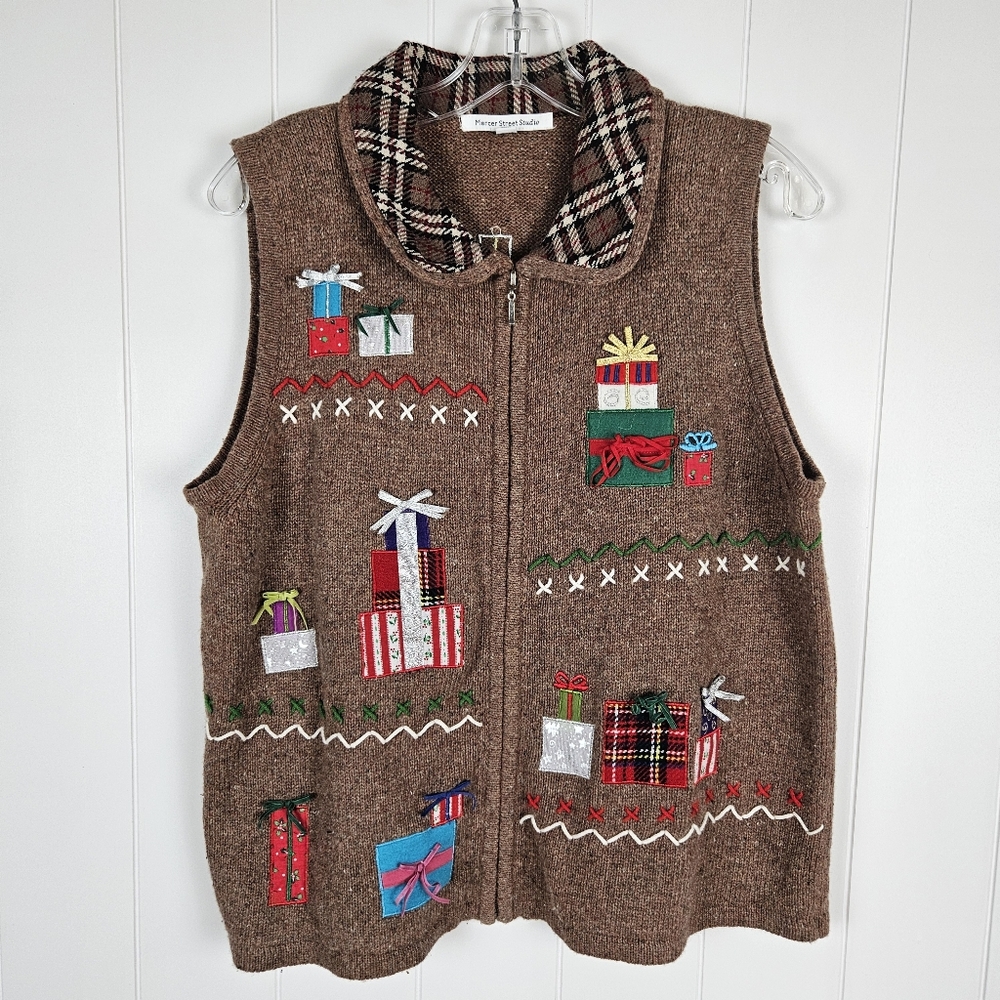 Ugly Christmas Sweater Vest Brown Large Needlepoint Womens Mercer Street